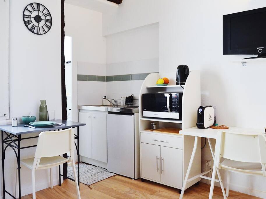 Superbe appartement au centre d'Orléans Esterno foto